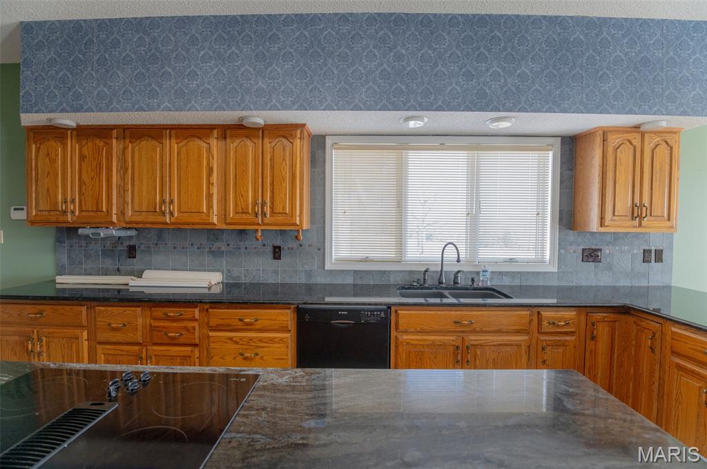 4738 Gorrell Road Property Photo 18