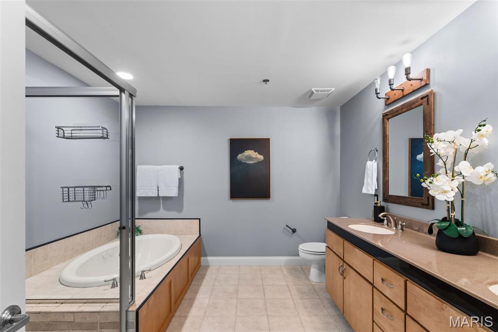 4901 Washington Boulevard 2c Property Photo 10
