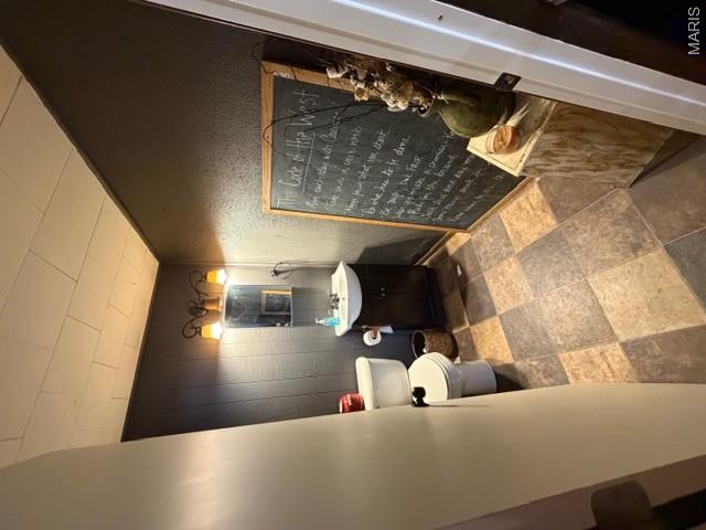 110 Oak Street Property Photo 12