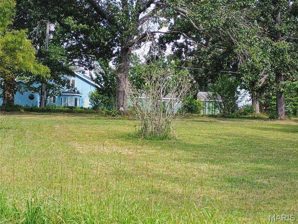 621 County Road 3230 Property Photo 3
