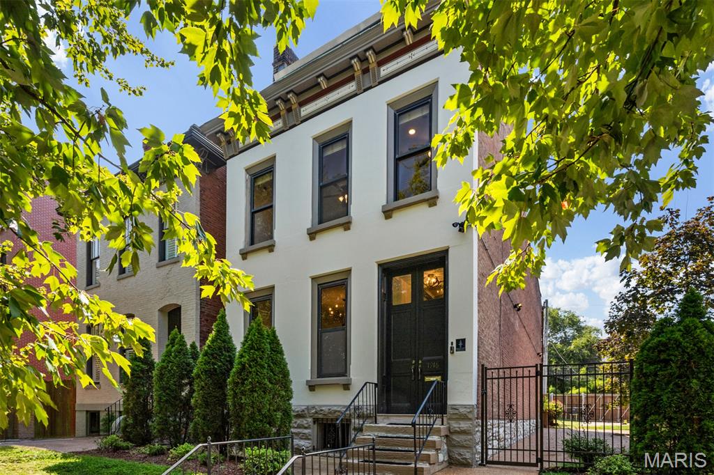 1916 Rutger Street Property Photo 1