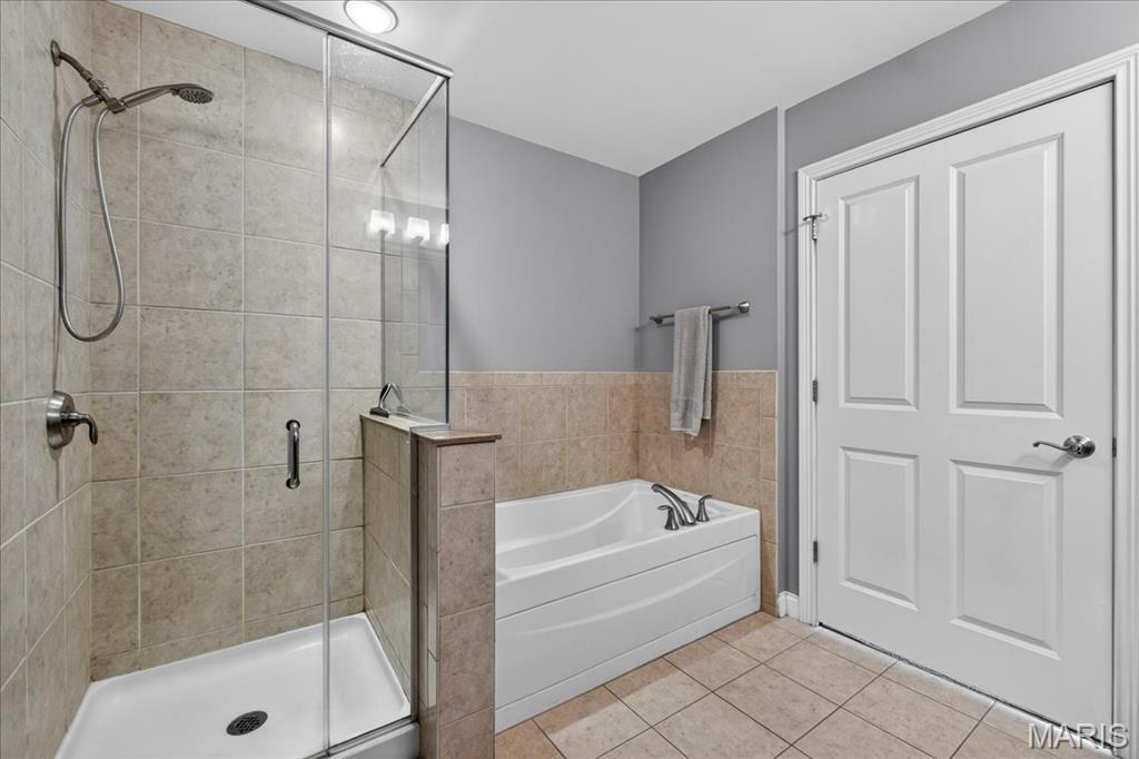 4909 Laclede Avenue 1404 Property Photo 17