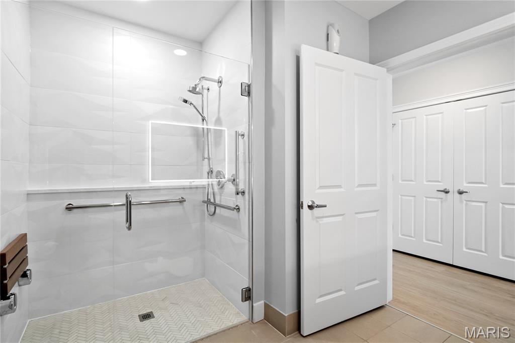 4909 Laclede Avenue 1404 Property Photo 34
