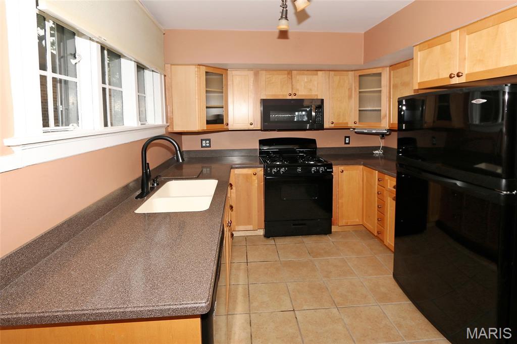 8788 Pine Avenue Property Photo 10