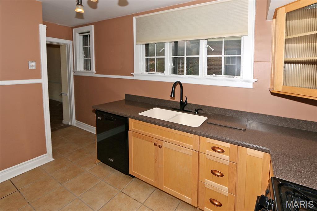 8788 Pine Avenue Property Photo 13