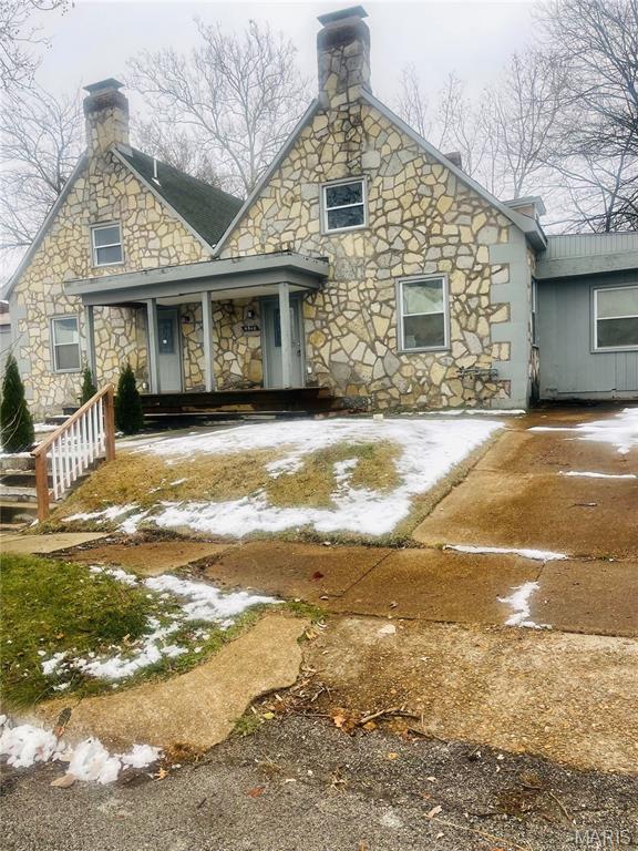 6838 Julian Avenue Property Photo 1