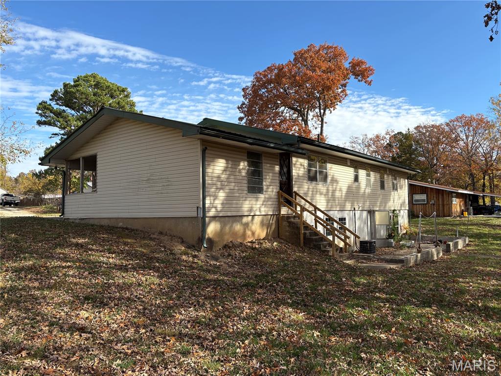 29 Spruce Property Photo 3