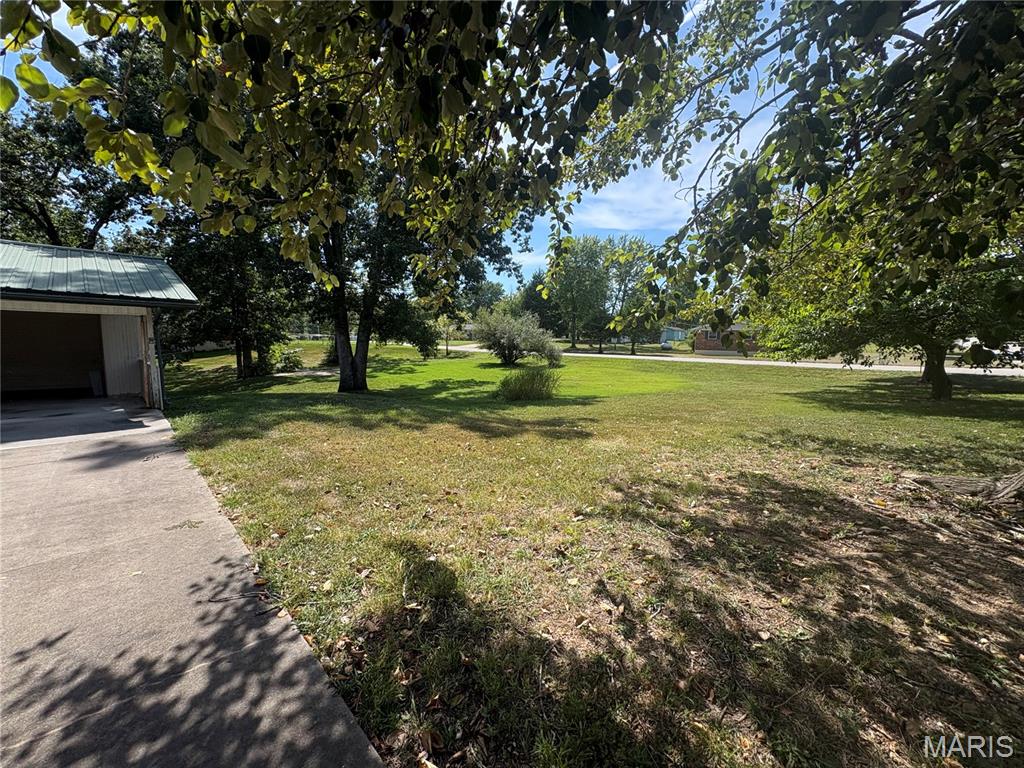 29 Spruce Property Photo 7