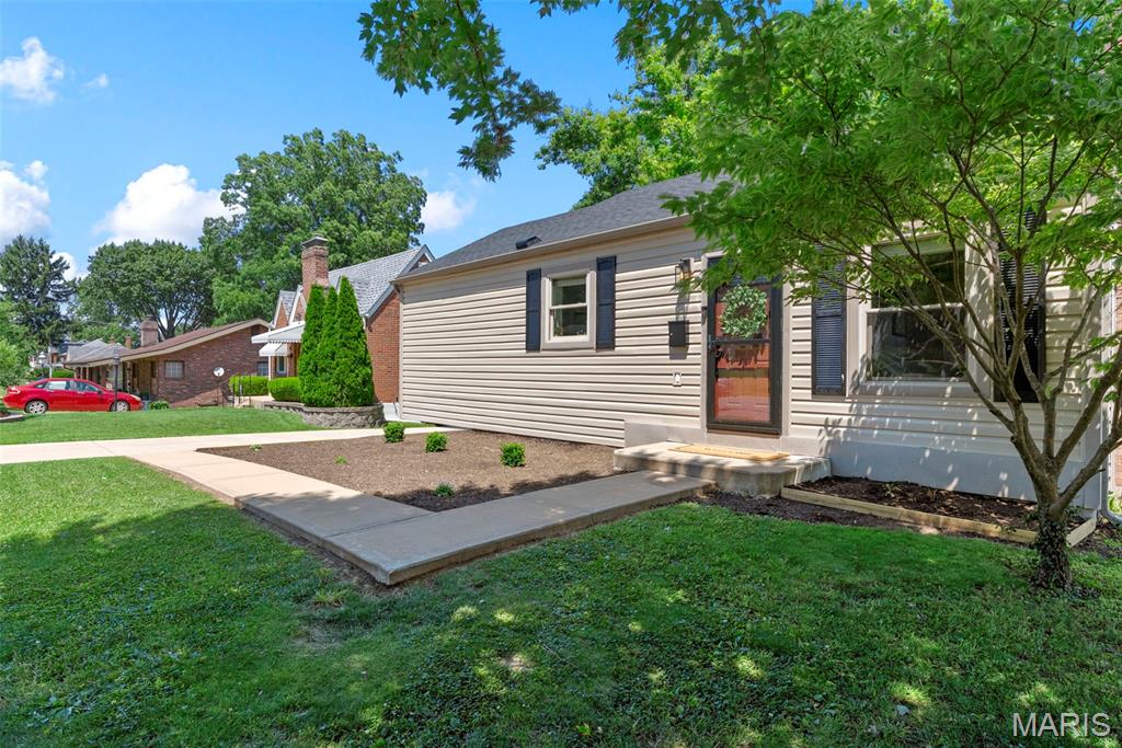 9434 Brenda Avenue Property Photo 1