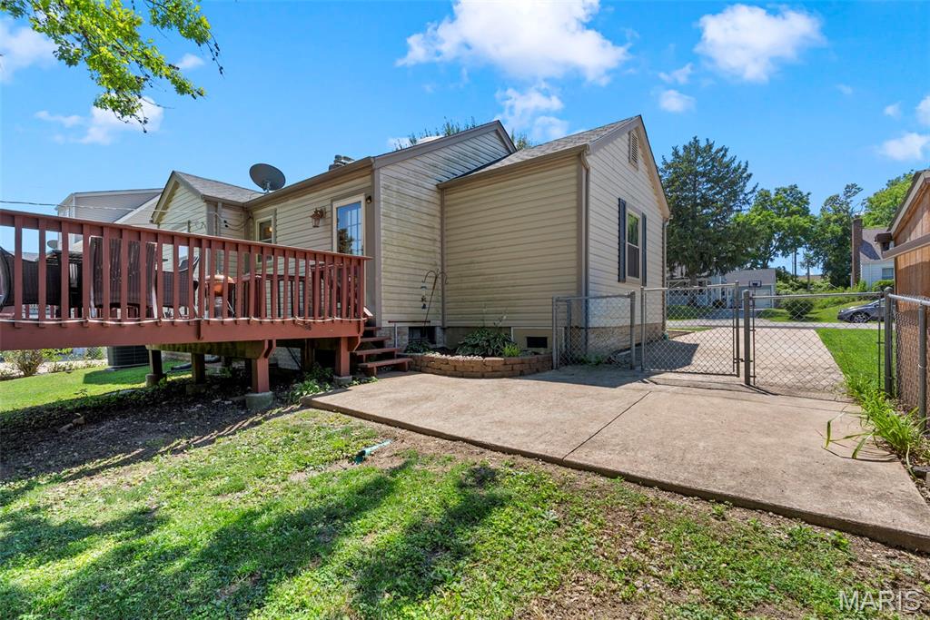 9434 Brenda Avenue Property Photo 34