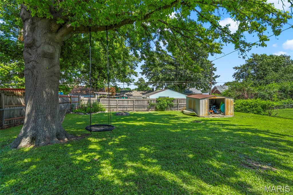 9434 Brenda Avenue Property Photo 35