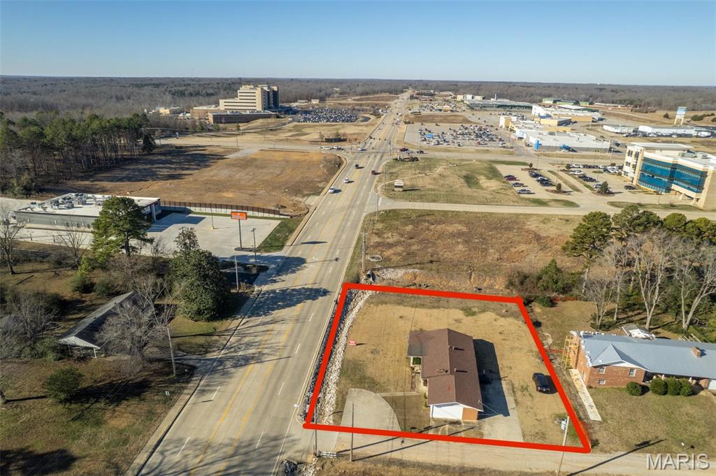 2911 Oak Grove Road Property Photo 1