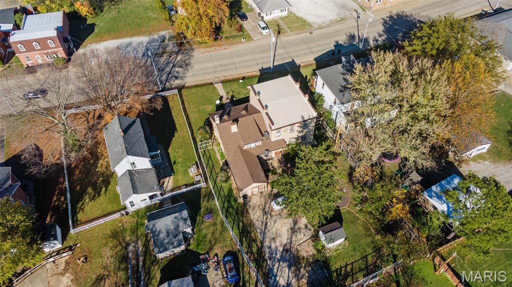 221 W Saint Joseph Street Property Photo 8