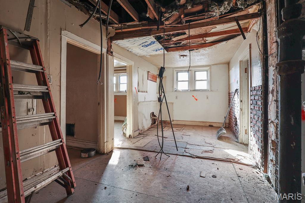 3742 California Avenue Property Photo 12