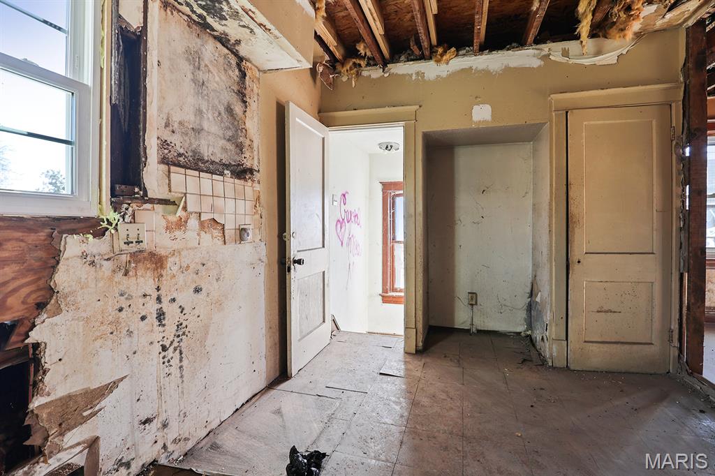 3742 California Avenue Property Photo 15