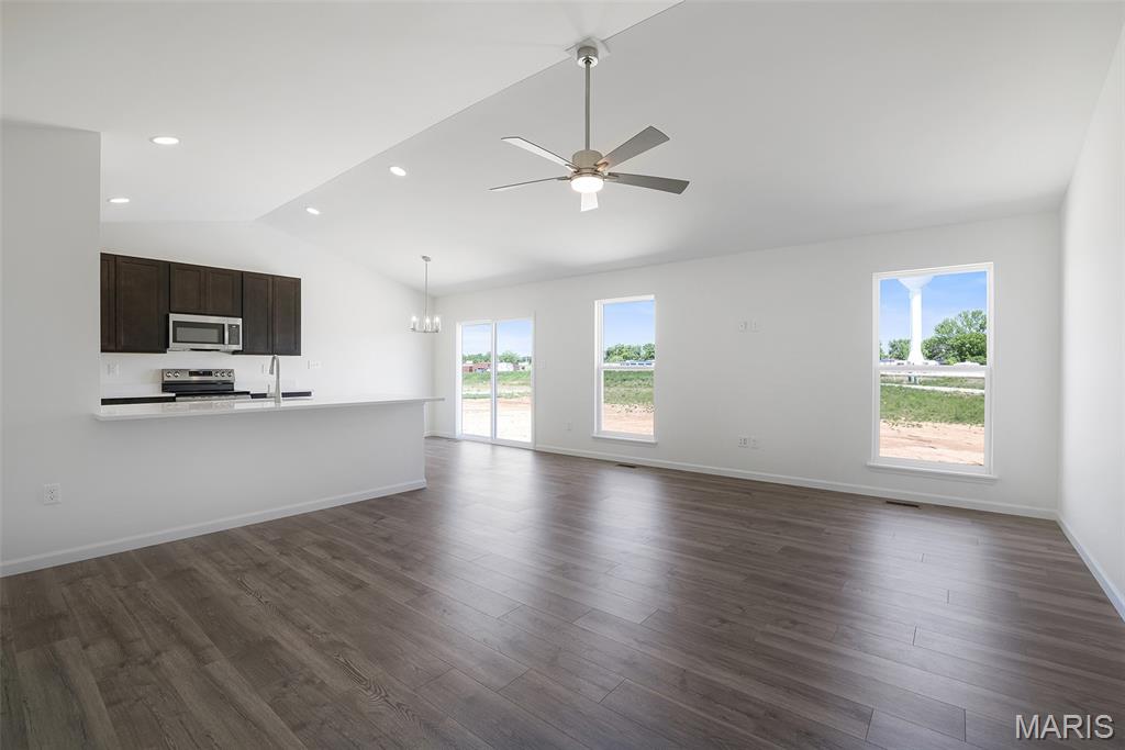 18415 Boone Ridge Manor Drive Property Photo 4