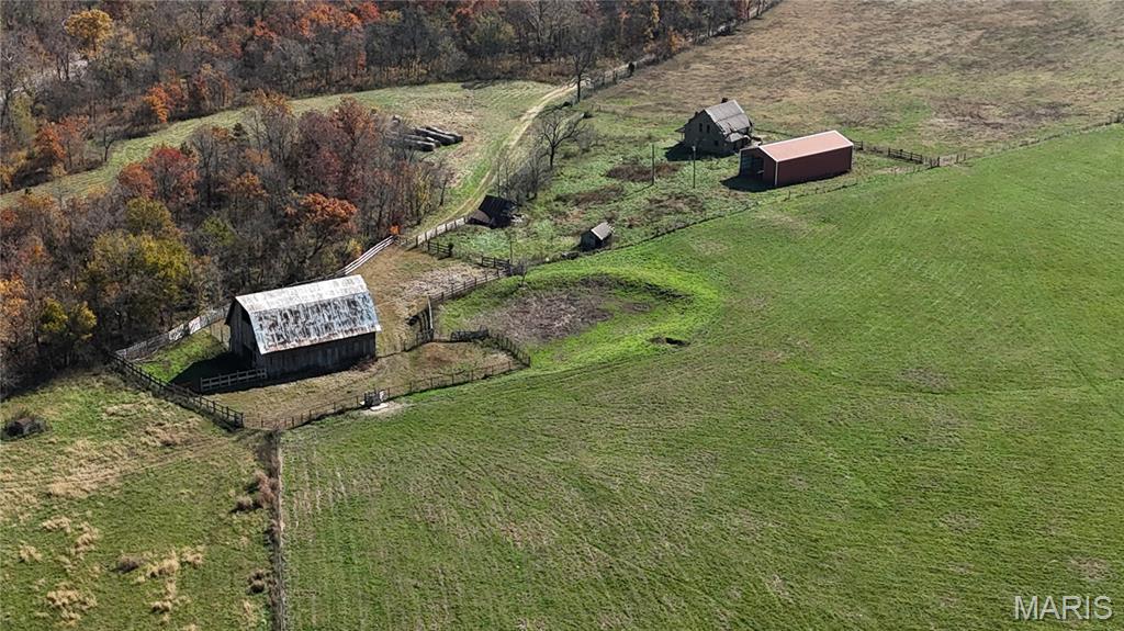 319 County Road 708a Property Photo 6