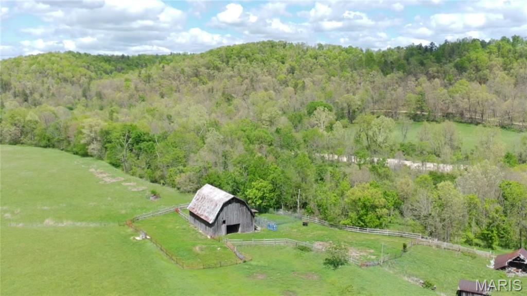 319 County Road 708a Property Photo 16