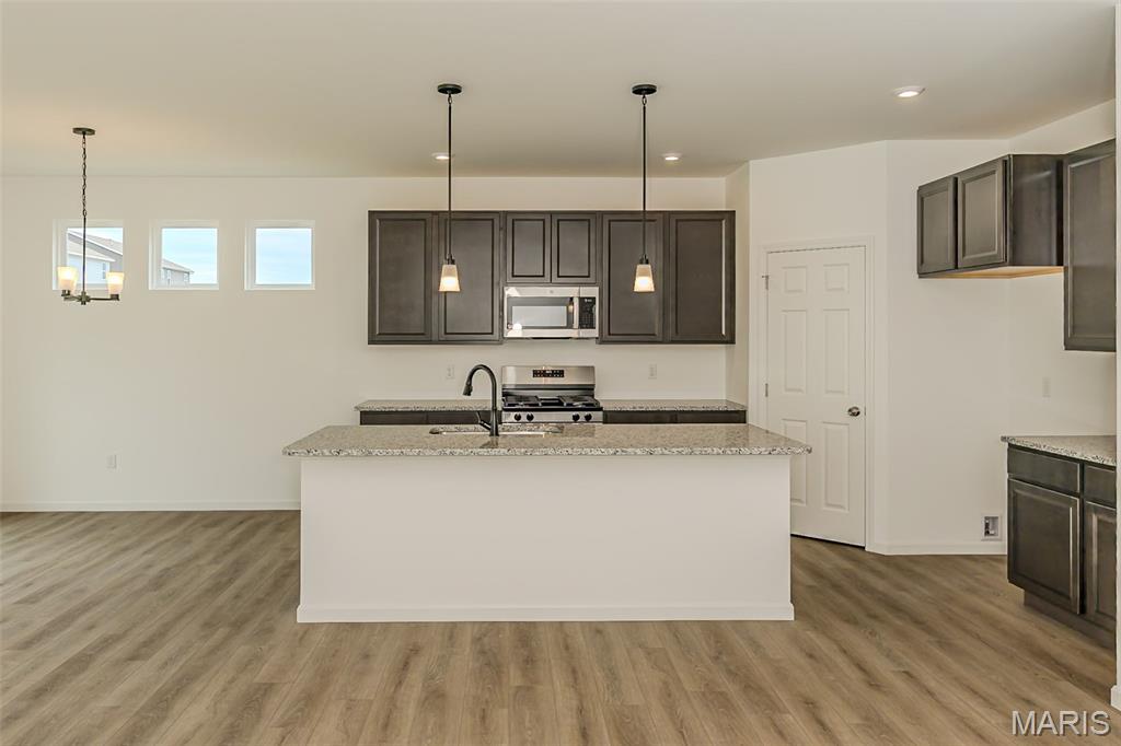 207 Townshead Way Property Photo 6