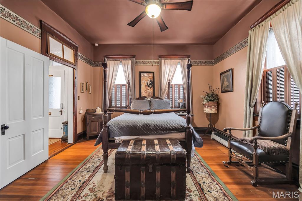 409 Schiller Street Property Photo 14
