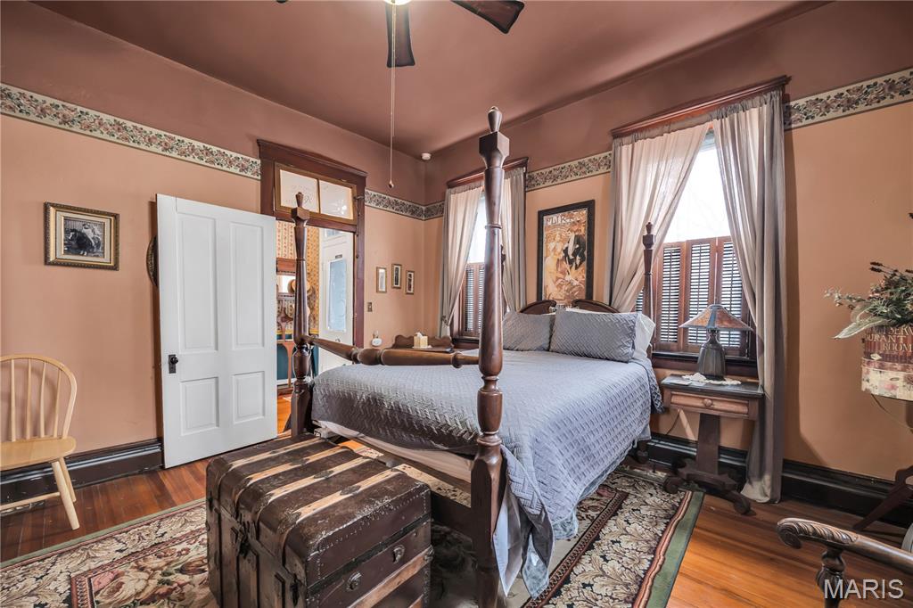 409 Schiller Street Property Photo 15