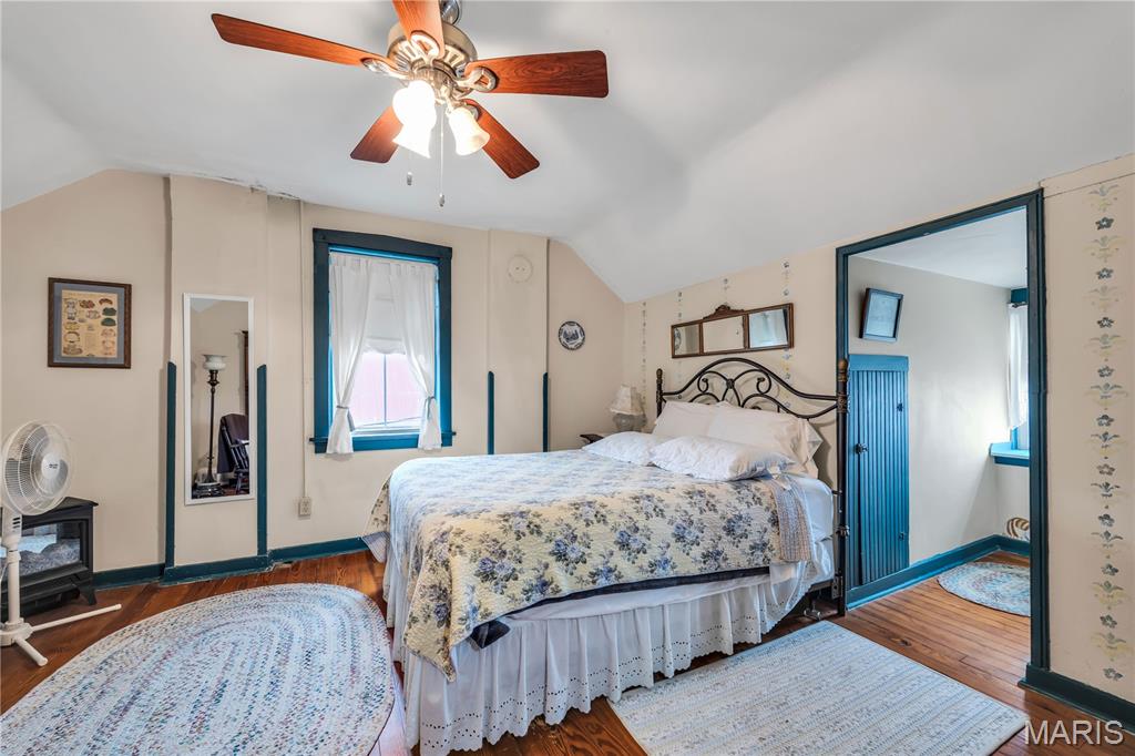 409 Schiller Street Property Photo 18