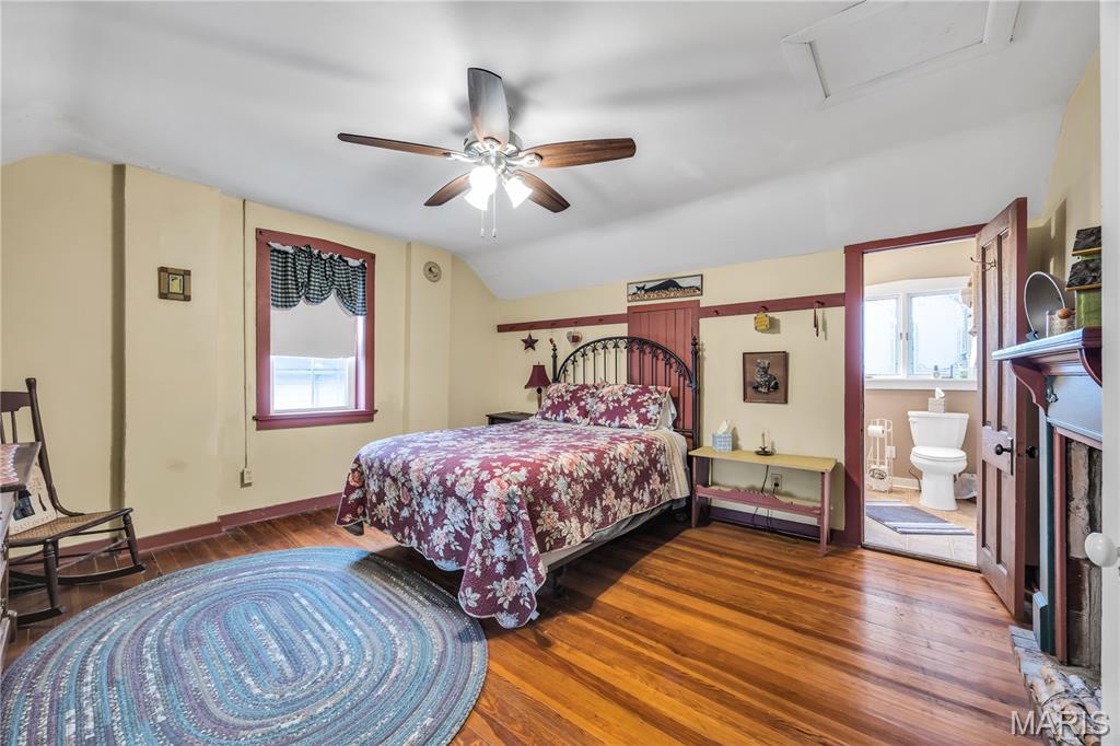 409 Schiller Street Property Photo 20