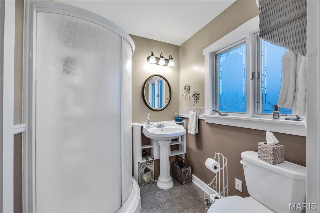 409 Schiller Street Property Photo 22
