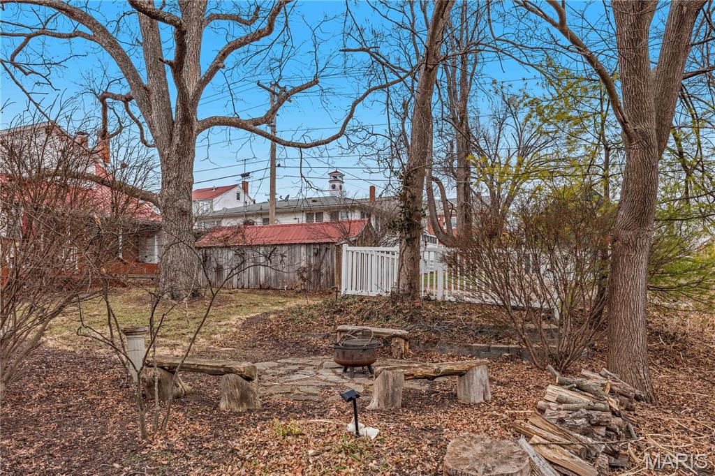 409 Schiller Street Property Photo 27