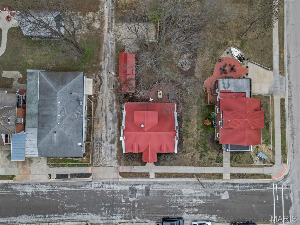 409 Schiller Street Property Photo 35