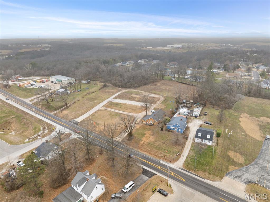 2731 Highway 100 Property Photo 1
