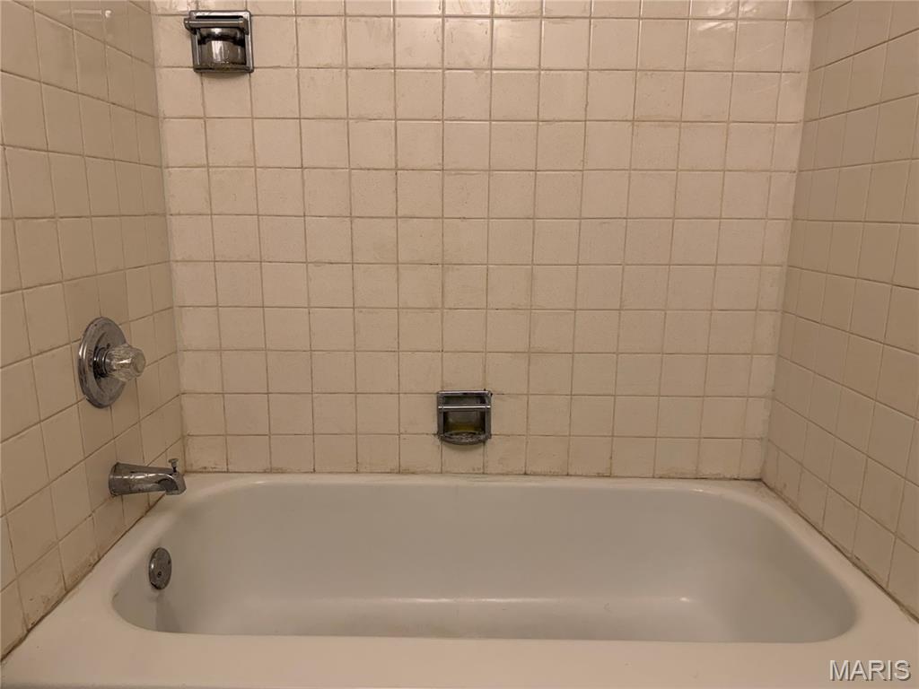 9925 Bunker Hill Drive F Property Photo 8
