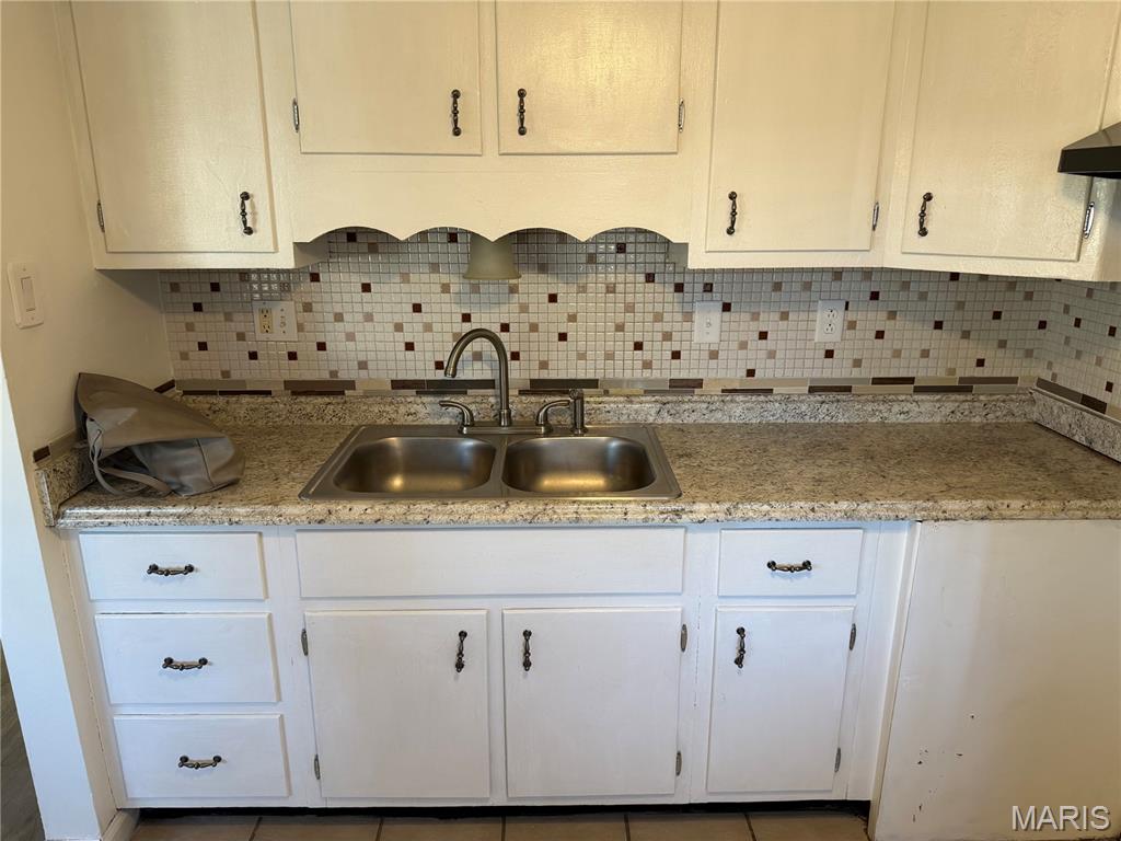 9925 Bunker Hill Drive F Property Photo 19