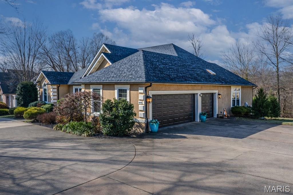 444 Windwood Lake Dr Property Photo 3