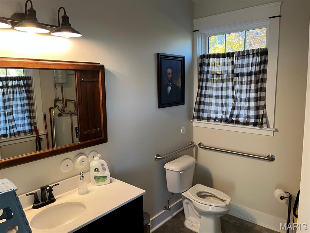 419 Olive Street Property Photo 9