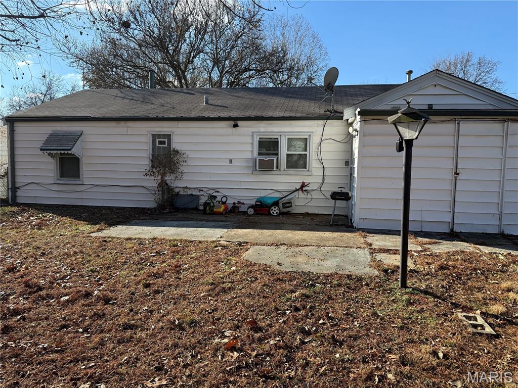 9776 Dennis Drive Property Photo 8