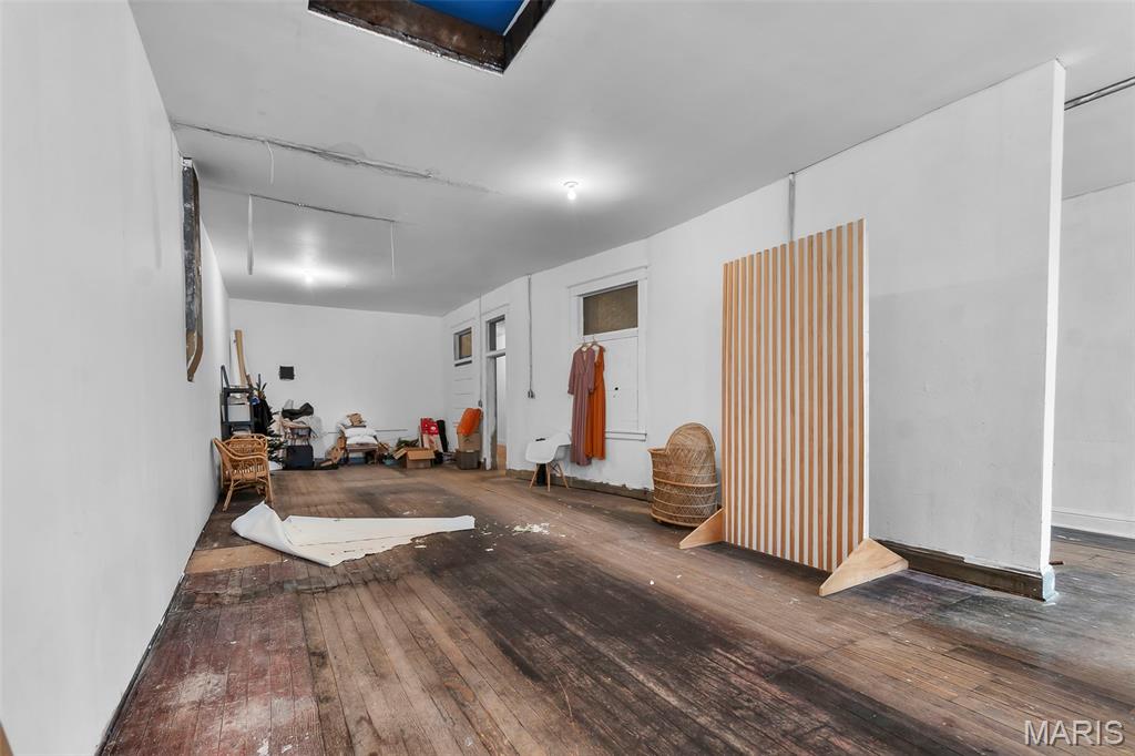 112 Front Street Property Photo 33
