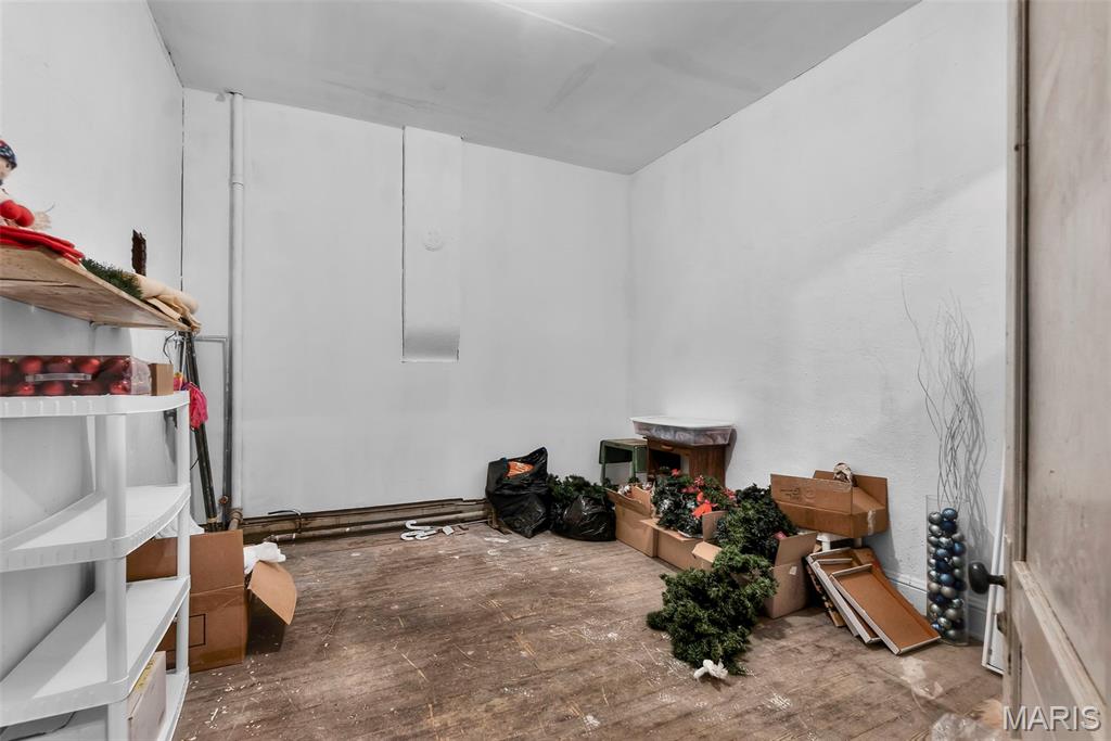 112 Front Street Property Photo 34