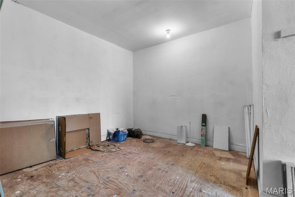 112 Front Street Property Photo 35