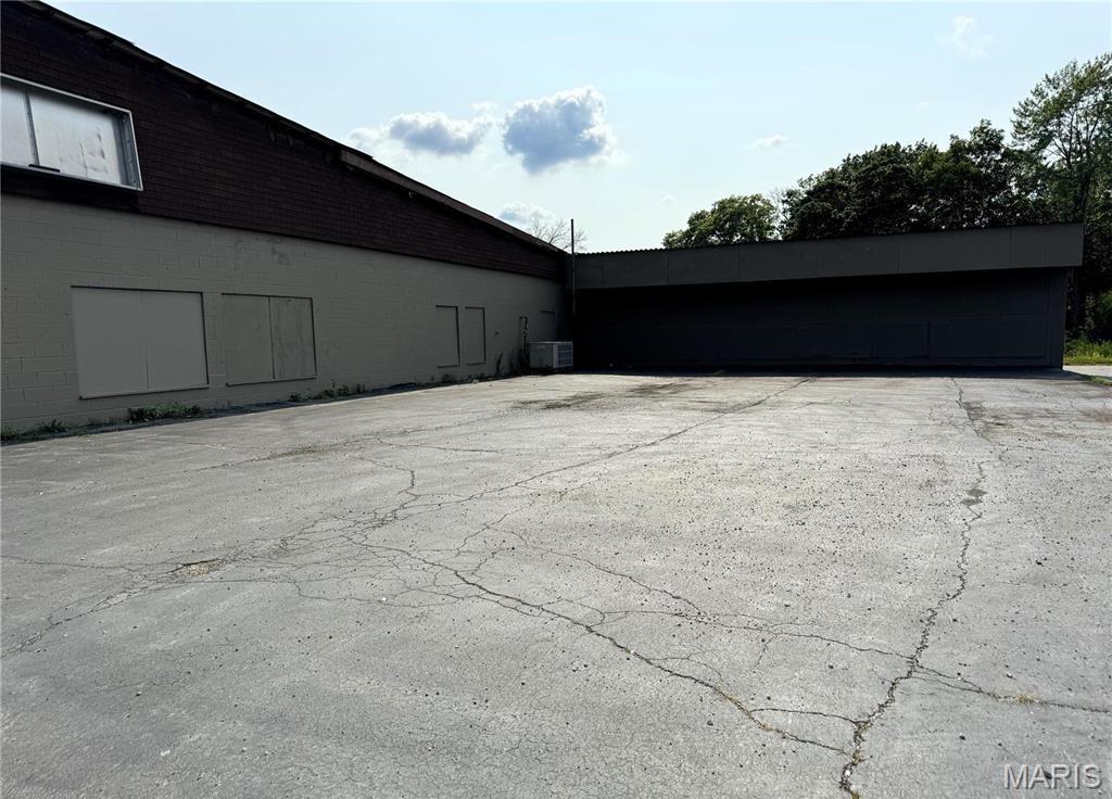 155 N Main Street Property Photo 4