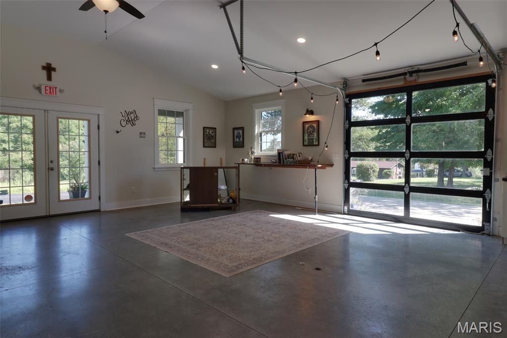 419 Olive Street Property Photo 4