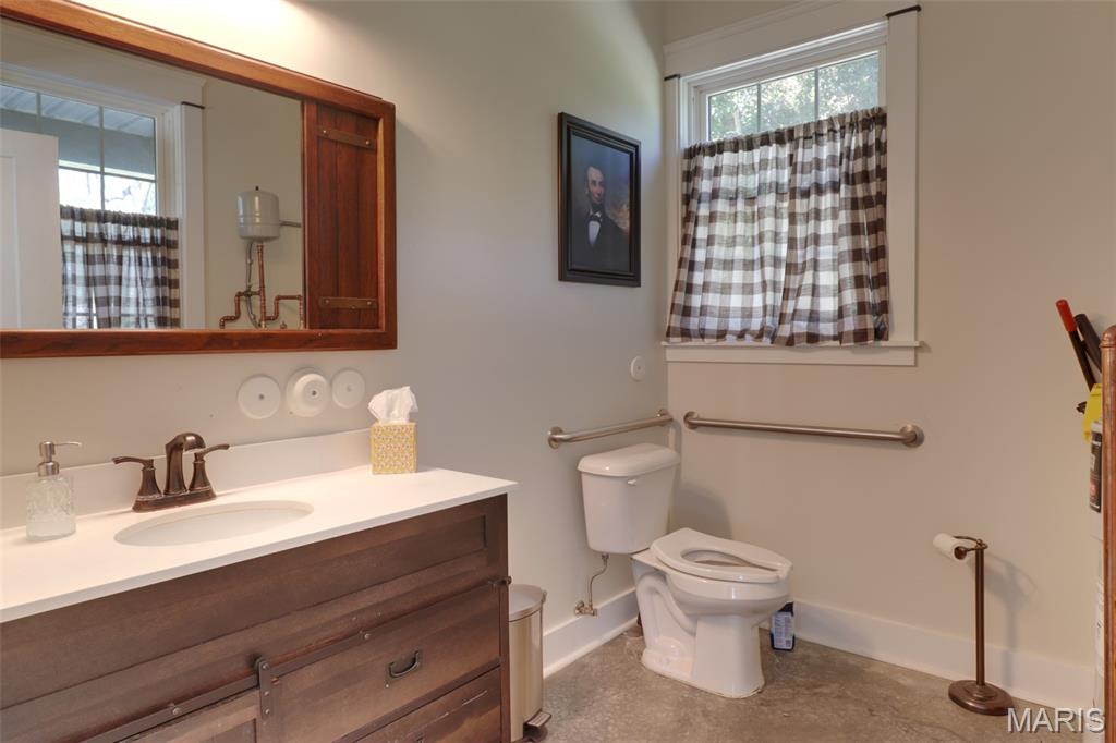 419 Olive Street Property Photo 9
