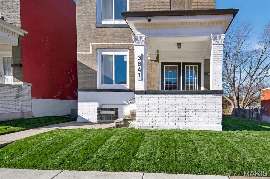 3841 California Avenue Property Photo 1