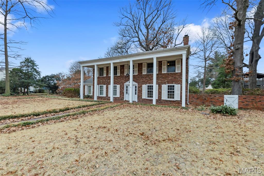 1111 White Oak Place Property Photo 3