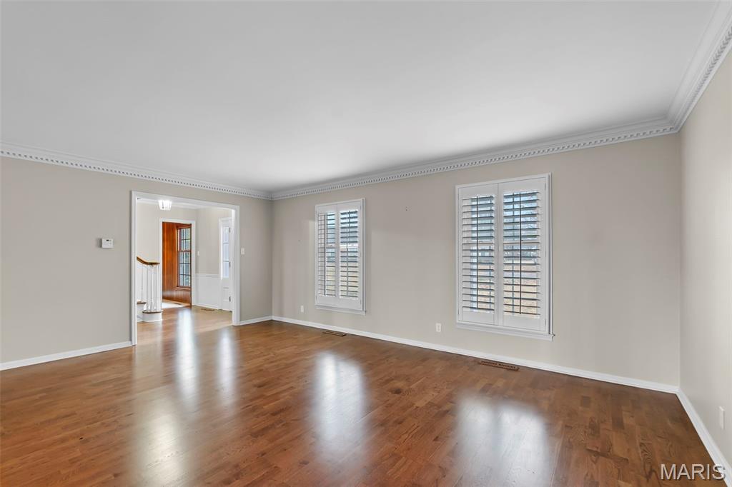 1111 White Oak Place Property Photo 18