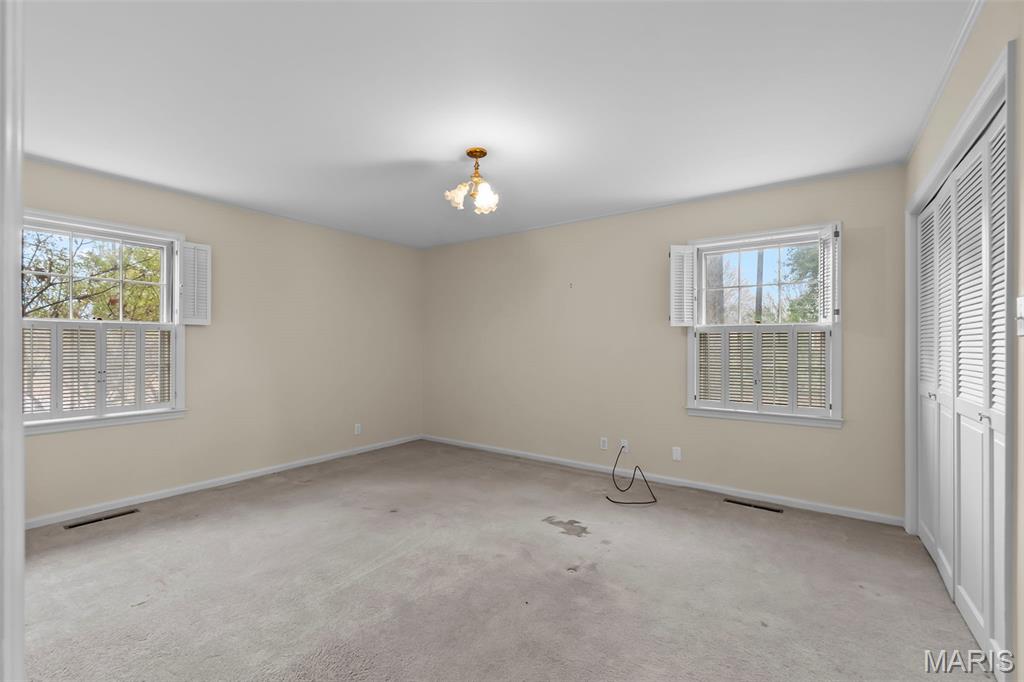 1111 White Oak Place Property Photo 34