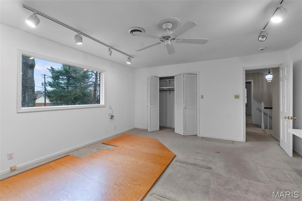 1111 White Oak Place Property Photo 41