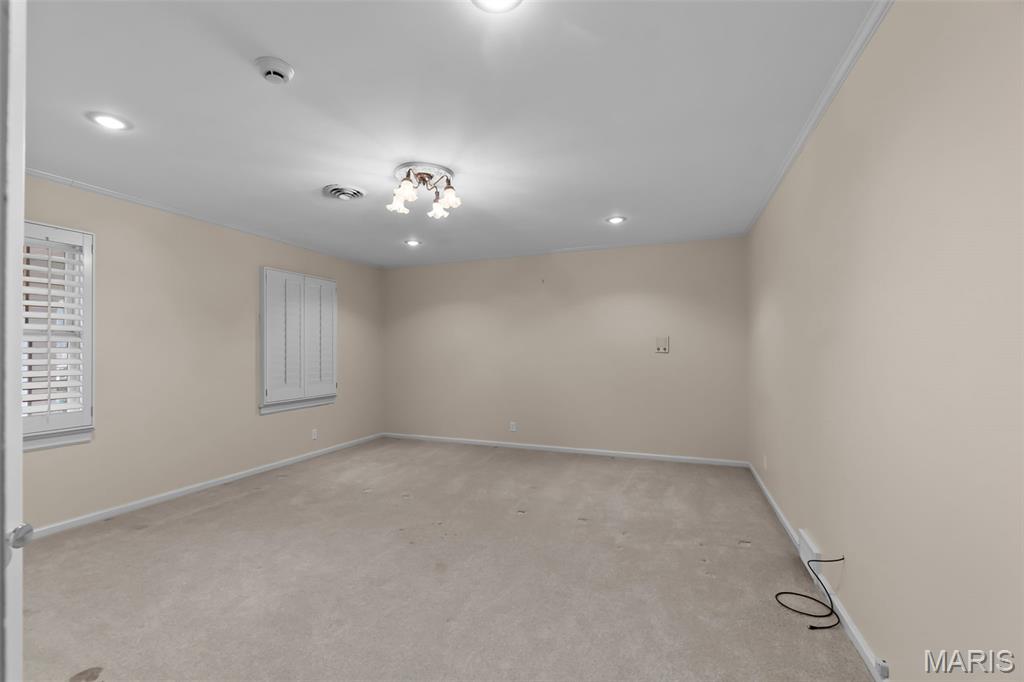 1111 White Oak Place Property Photo 42