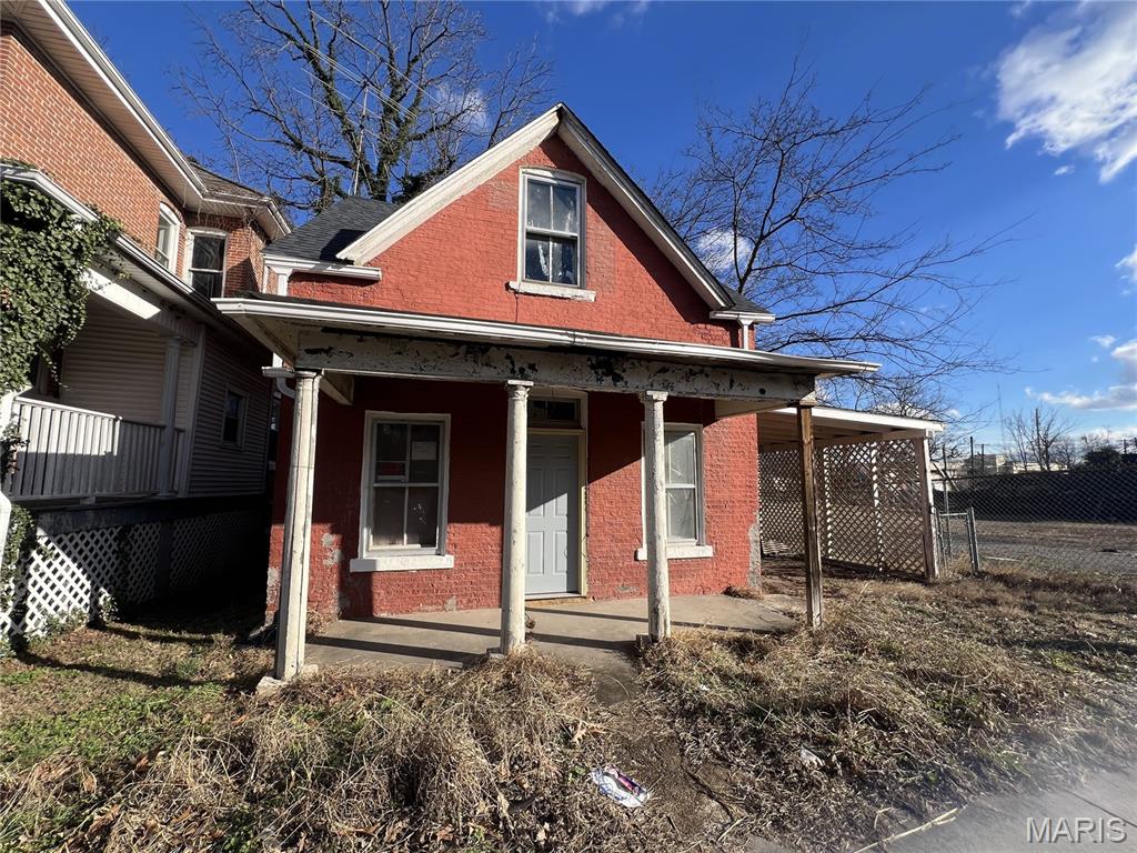 32 N Ellis Street Property Photo 1