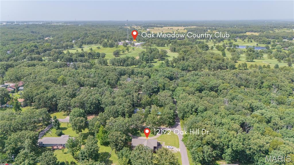 12192 Oak Hill Drive Property Photo 2
